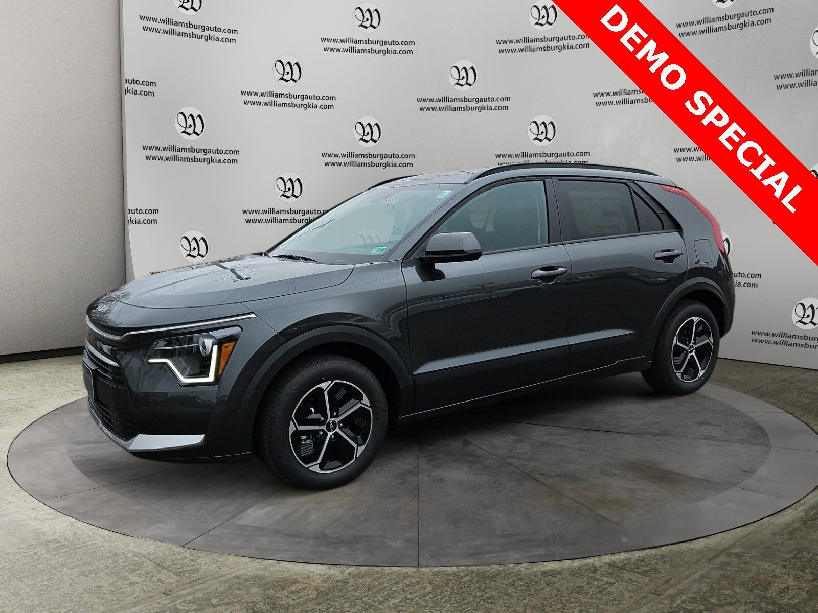 2025 KIA Niro