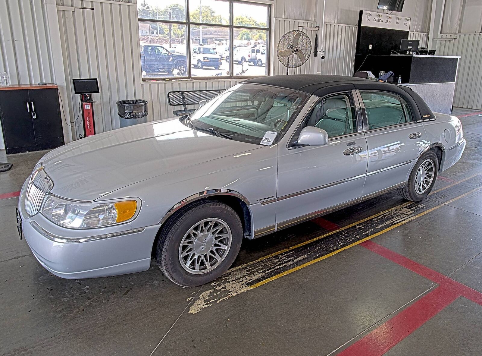 Lincoln Town Car
