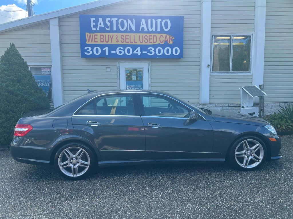 2013 MERCEDES-BENZ E-Class