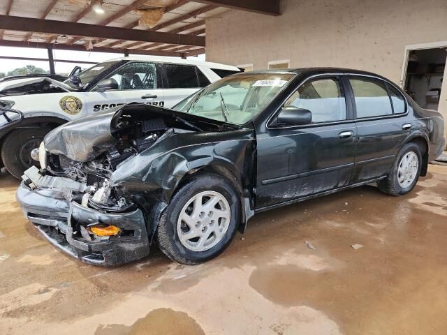 Nissan Maxima