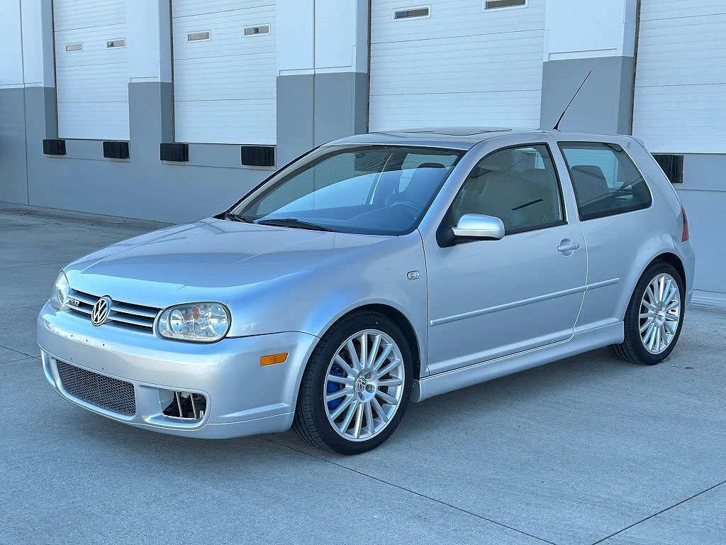 Volkswagen R32