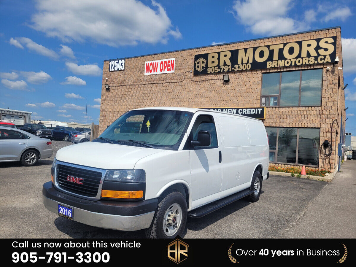 GMC Savana