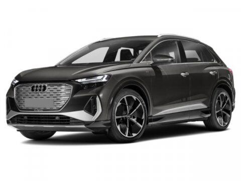 2022 AUDI Q4