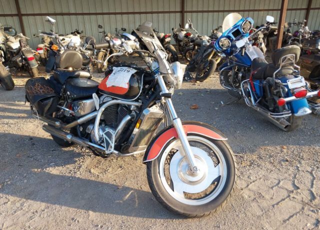Honda VT1100C2 (SHADOW ACE)