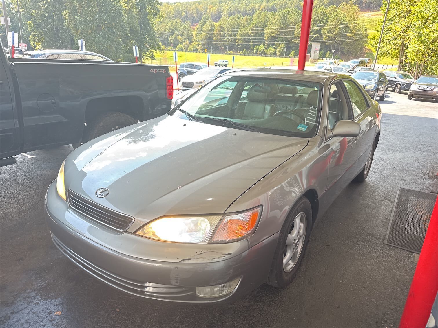 Lexus ES