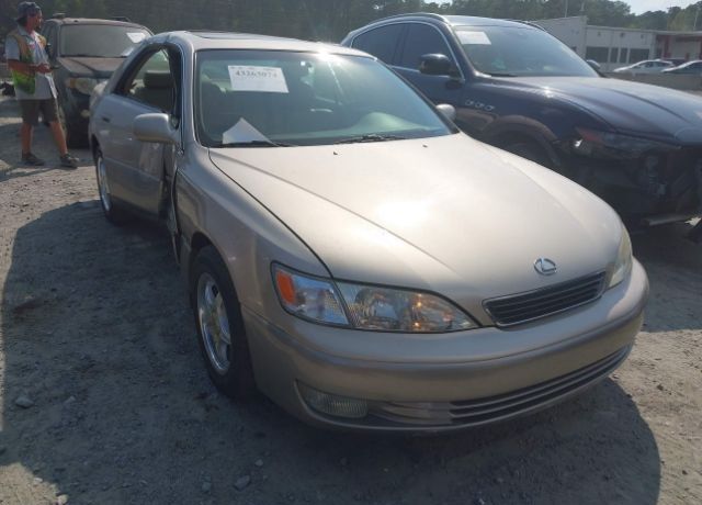 Lexus ES