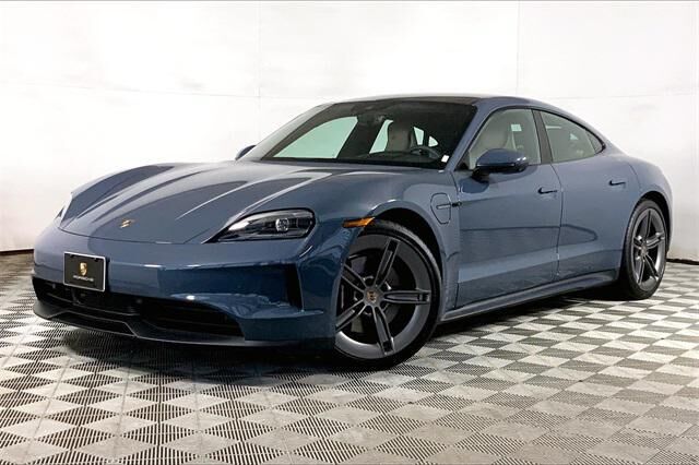 2025 PORSCHE Taycan