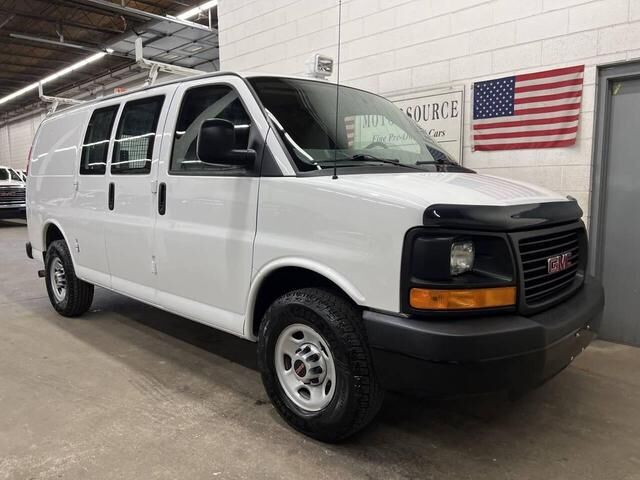GMC Savana