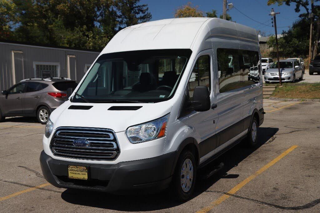 2017 FORD Transit