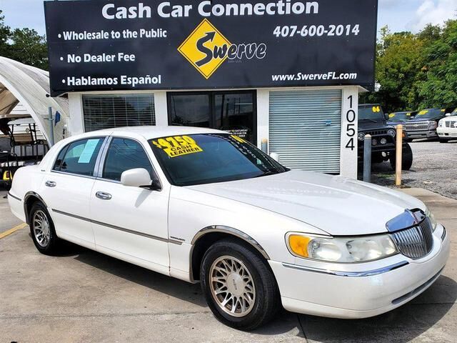 Lincoln Town Car