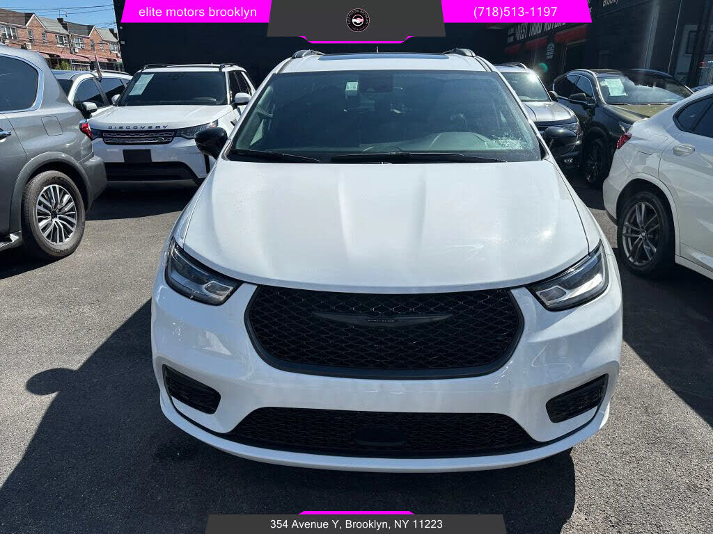 2025 CHRYSLER Pacifica