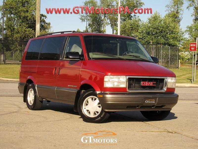 GMC Safari