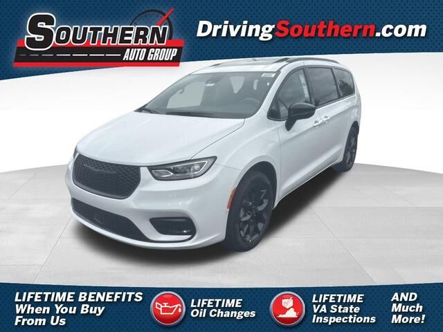 2026 CHRYSLER Pacifica