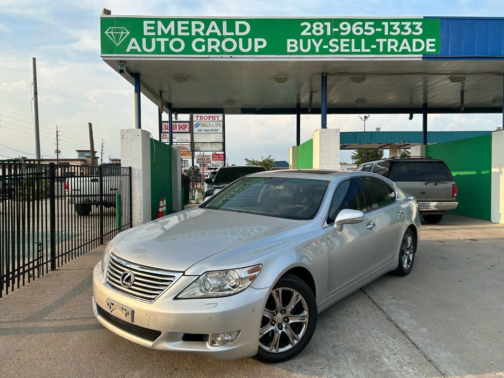 Lexus LS