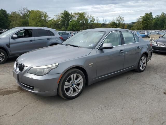 BMW 528i