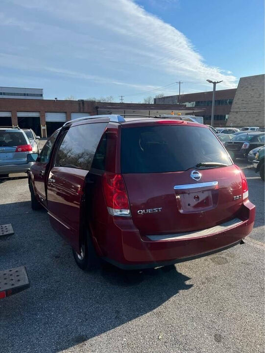 Nissan Quest