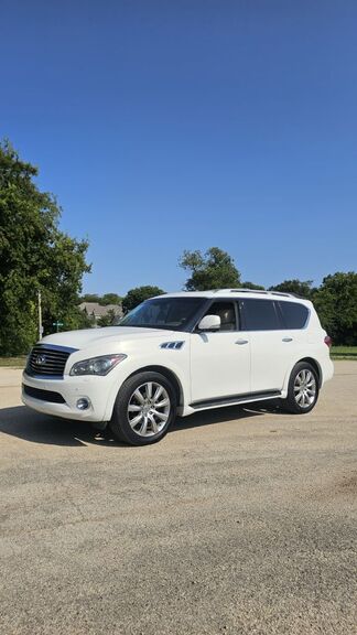 Infiniti QX56