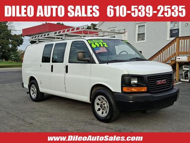 GMC Savana