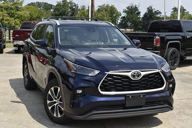 2023 TOYOTA Highlander