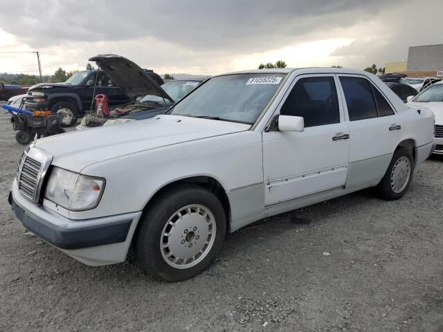 Mercedes-Benz 300