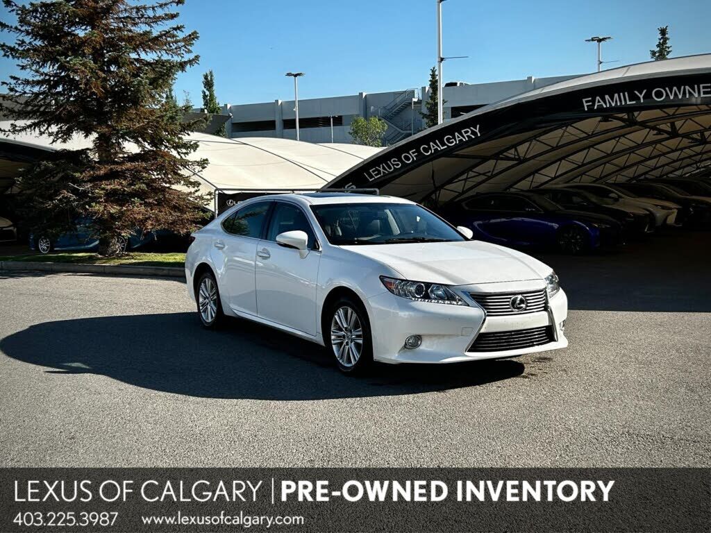 Lexus ES