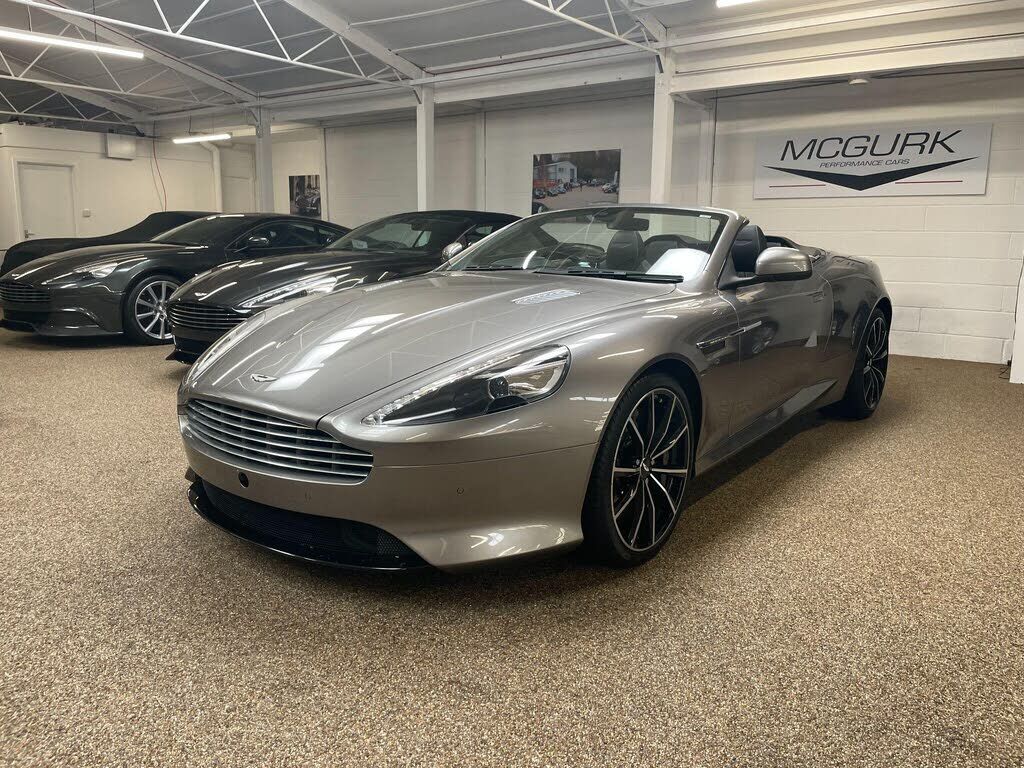 Aston Martin DB9
