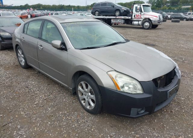 Nissan Maxima