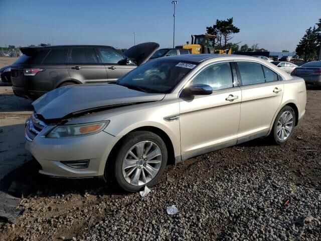 Ford Taurus
