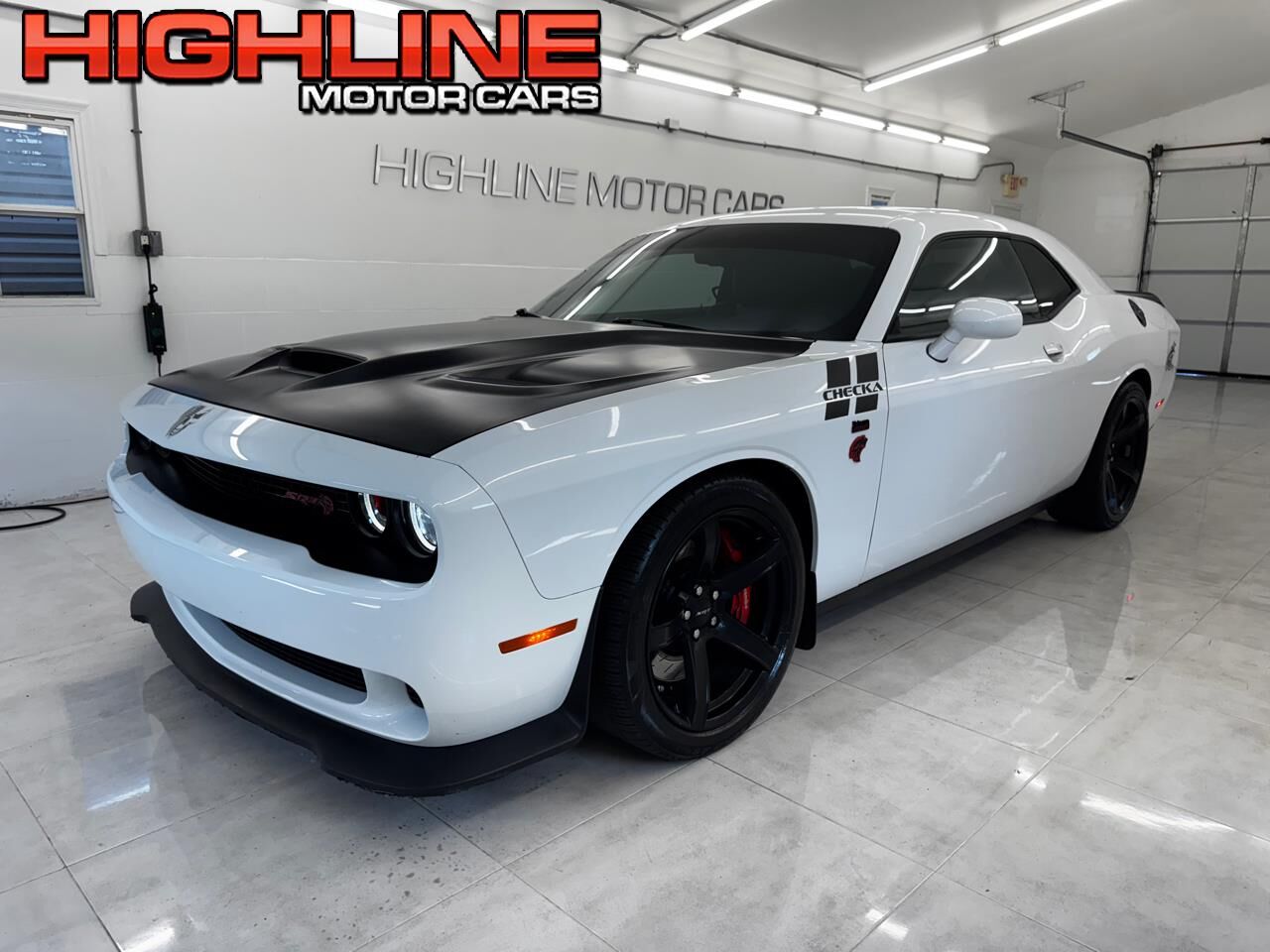 2017 DODGE Challenger