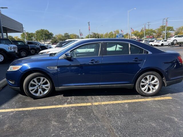 Ford Taurus