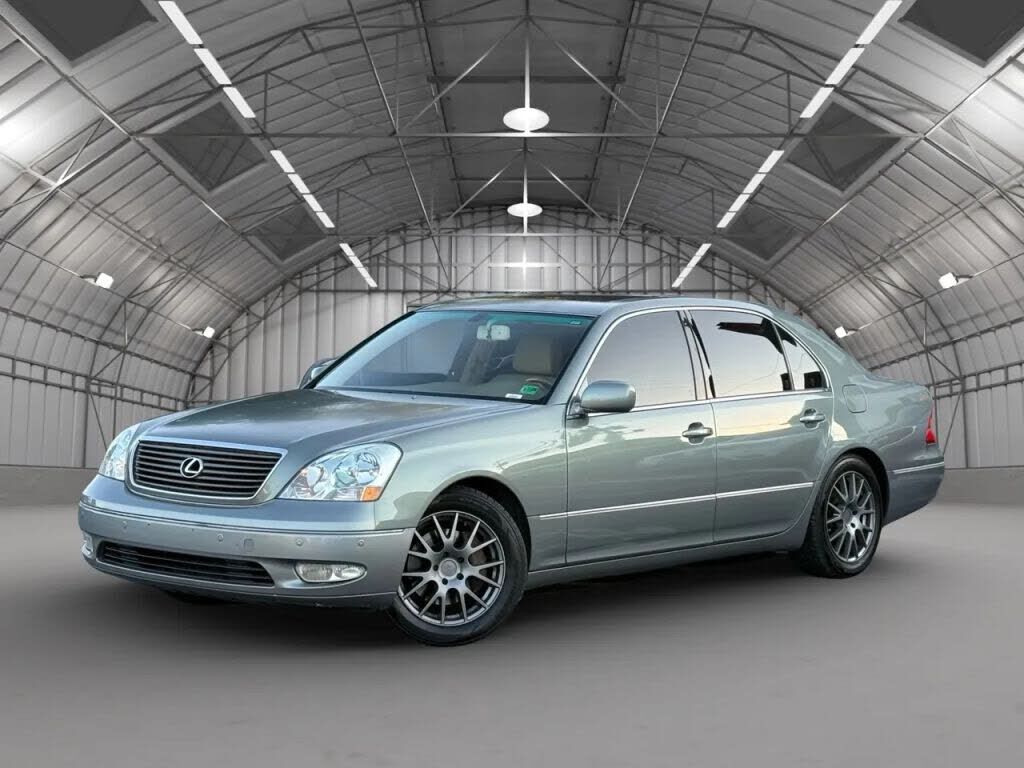 Lexus LS