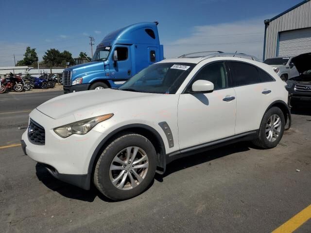 Infiniti FX35