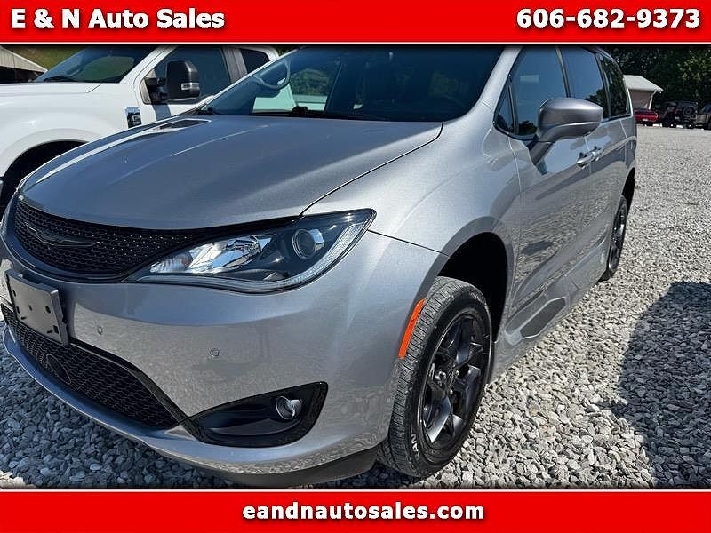 2020 CHRYSLER Pacifica