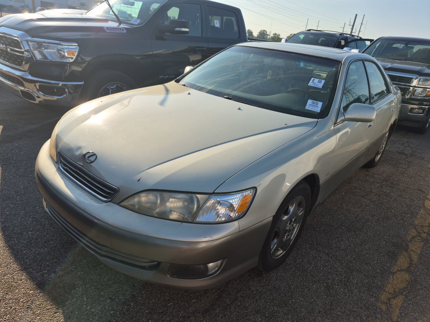 Lexus ES