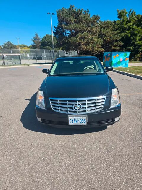 Cadillac DTS