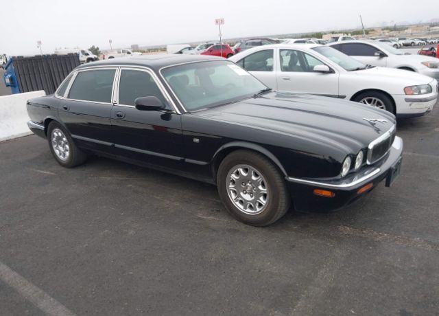 Jaguar XJ8
