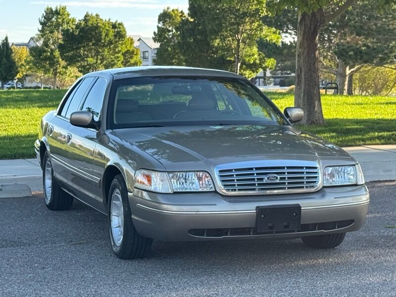 Ford Crown Victoria