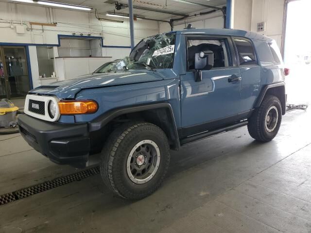 Toyota FJ Cruiser
