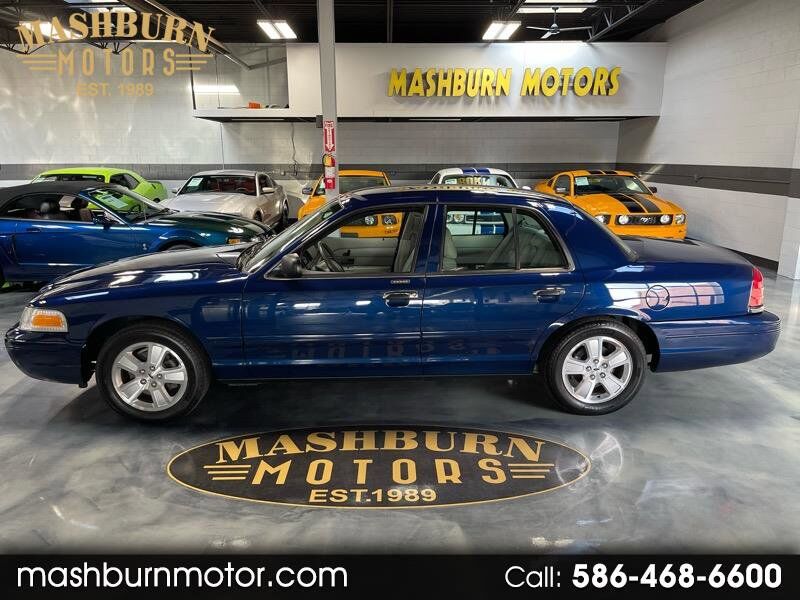Ford Crown Victoria