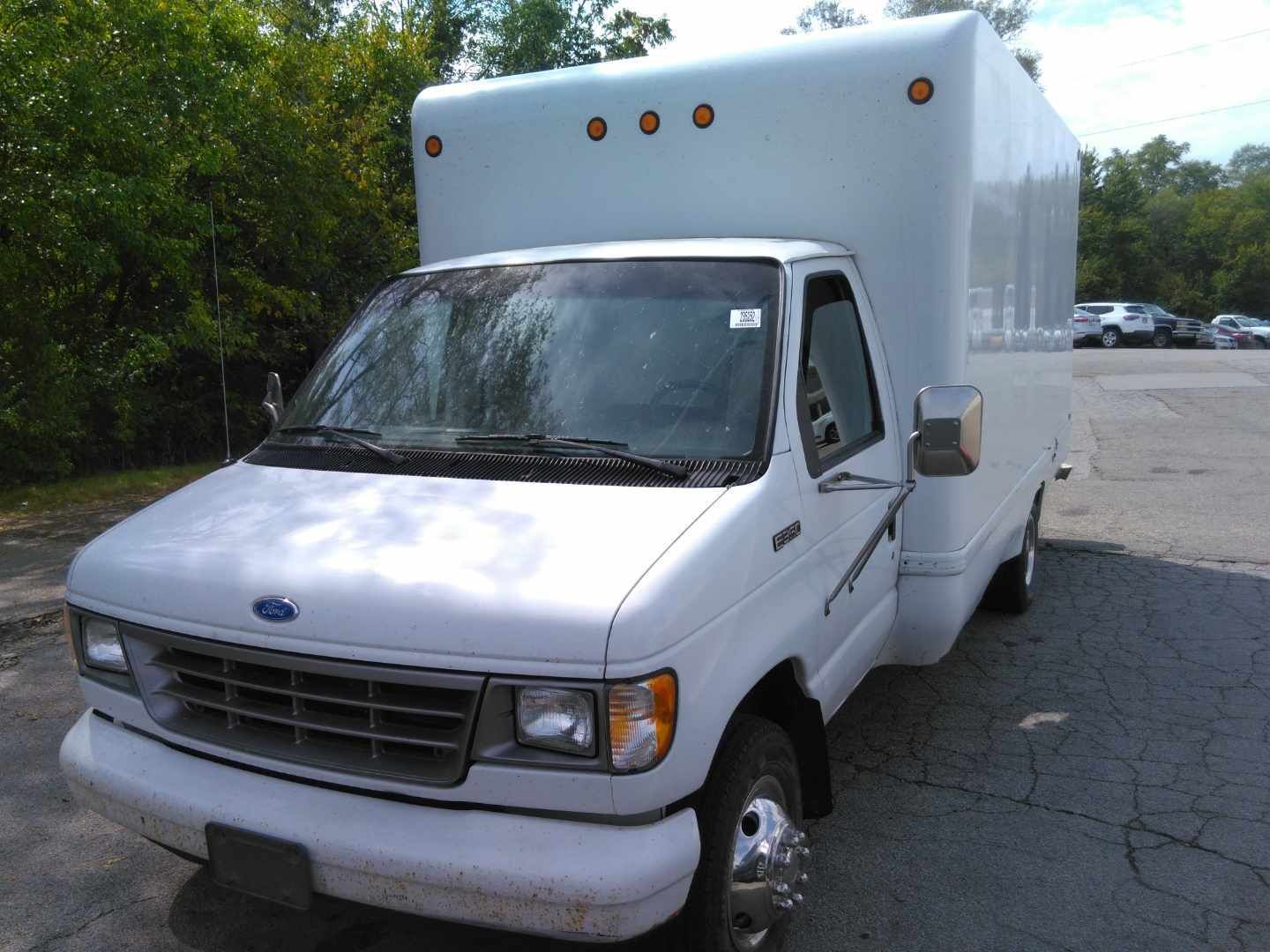 Ford E-350
