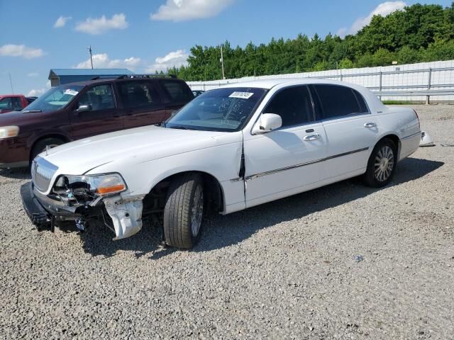 Lincoln Town Car