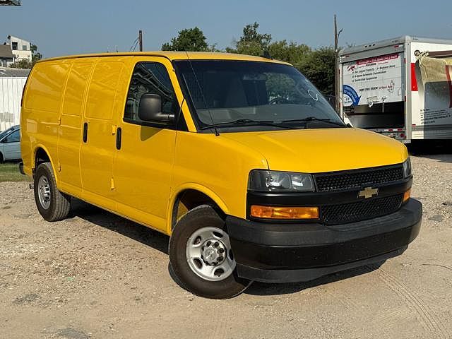 2022 CHEVROLET Express