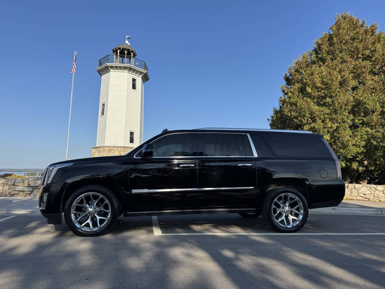 2019 CADILLAC Escalade ESV