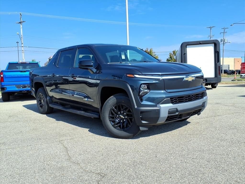 2026 CHEVROLET Silverado EV