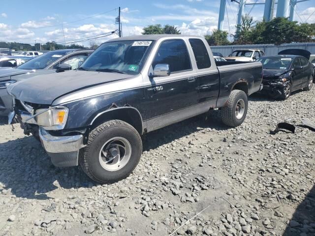 Toyota T100