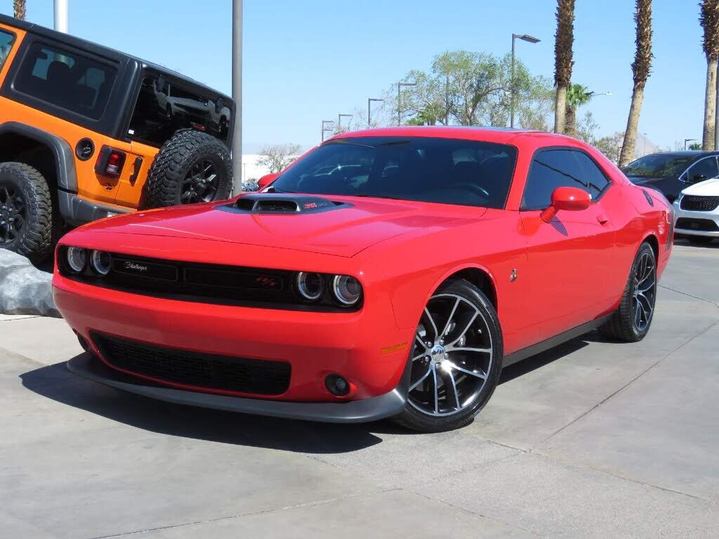 Dodge Challenger