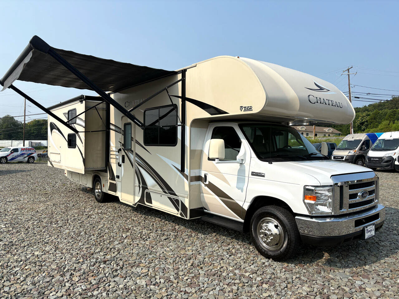 2018 FORD E-450