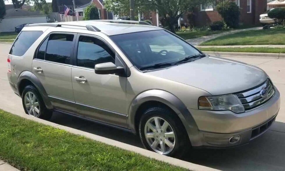 Ford Taurus X