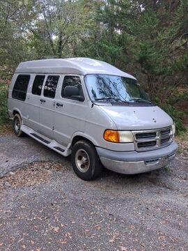 Dodge Ram Van