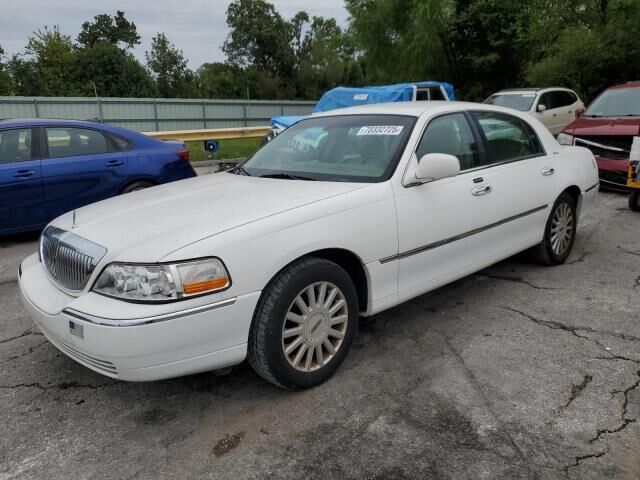 Lincoln Town Car
